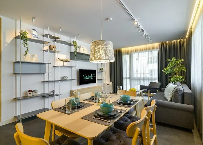 Freddo - Coral Complex With Parking & Pool 아파트